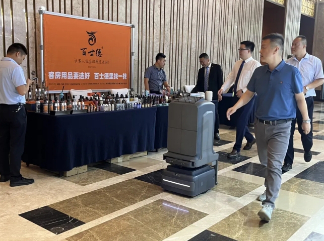 落地40家！AC米兰(milan)科技复合多态机器人蓄势已发